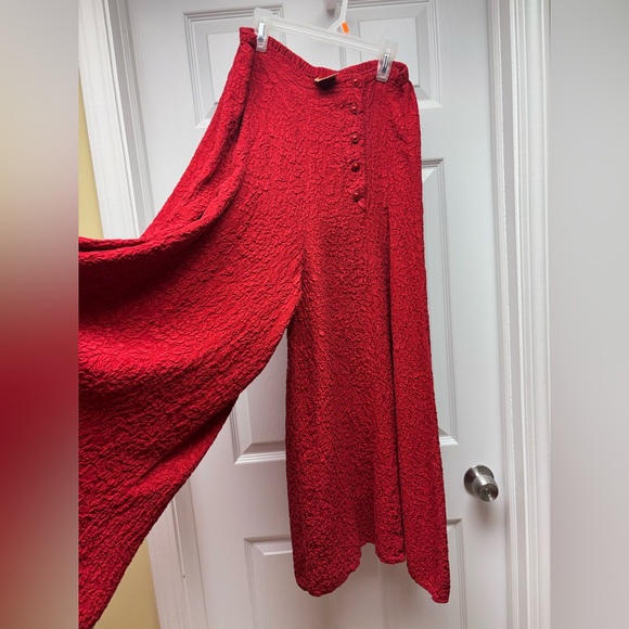 URU Red Textured Silk Opera Pants – Size 2 (Fits 8–14) - Picture 6 of 9